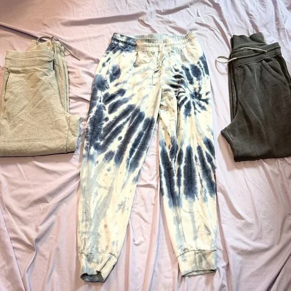 THREE pairs SIZE SMALL baggy sweatpants (Ava James, Joy Lab, Universal Thread) - Picture 1 of 14